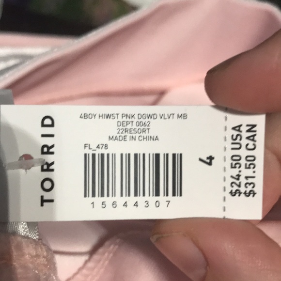 High waisted boyshort pink velvet shorts - Picture 3 of 5